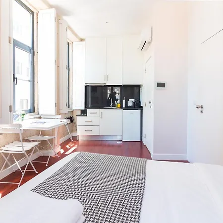 On - Center * Oporto